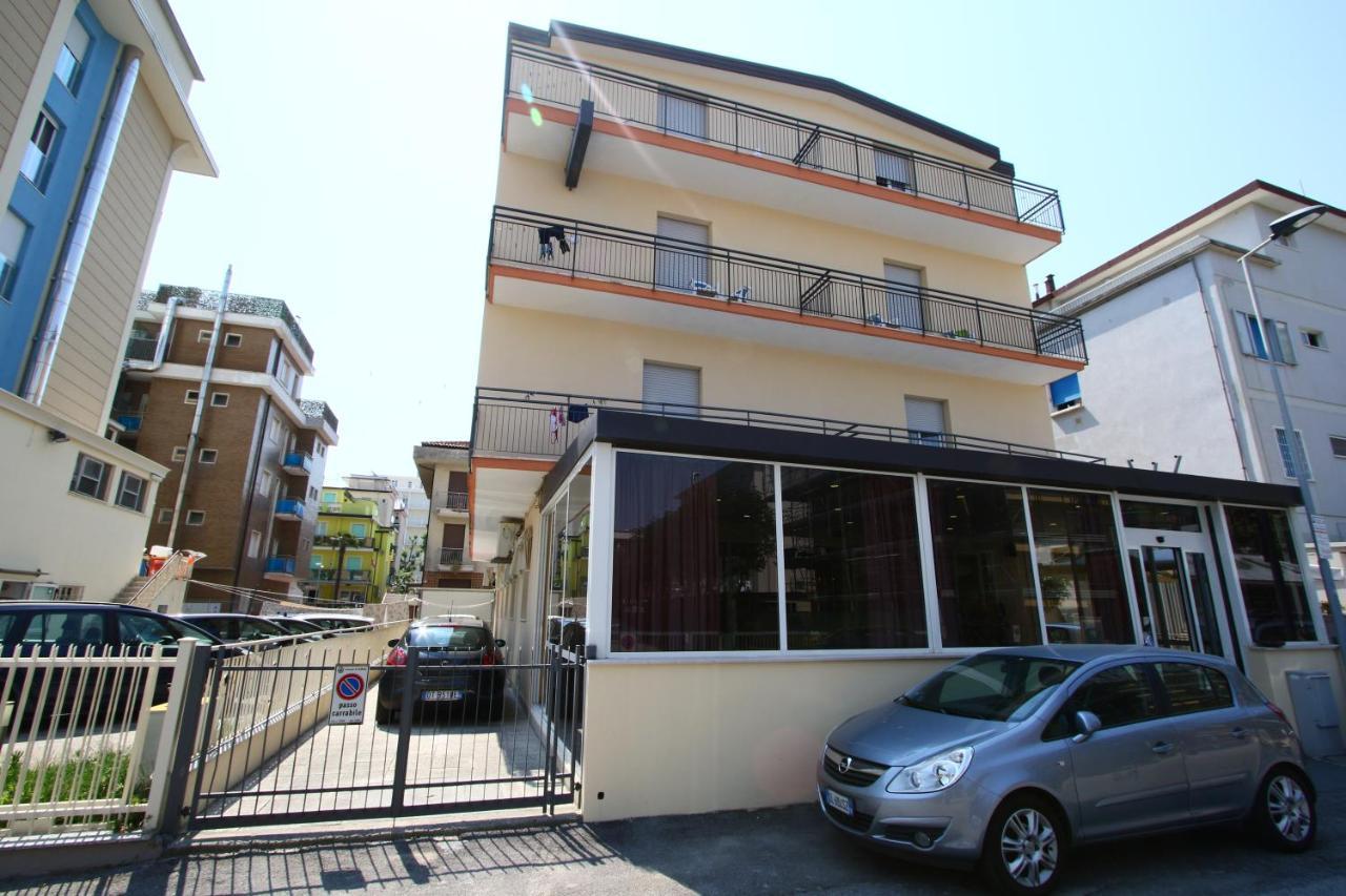 Hotel Arena Rimini Exterior foto